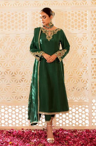 Maya Embroidered Pakistani Salwar Kameez