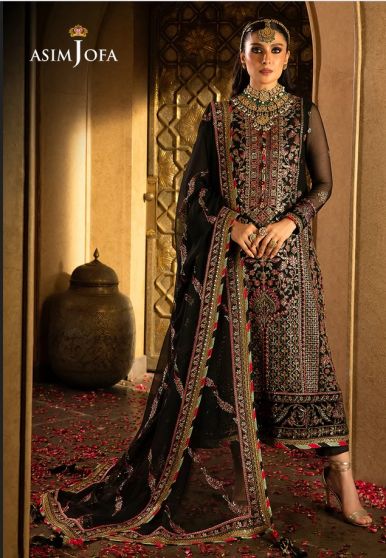 Velvet Festive Embroidered Pakistani Salwar Kameez