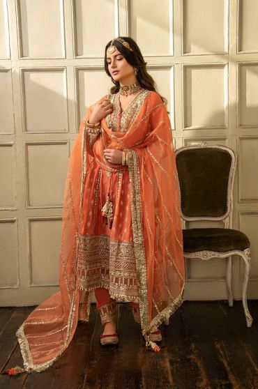 Nuur Festive Embroidered Pakistani Salwar Kameez