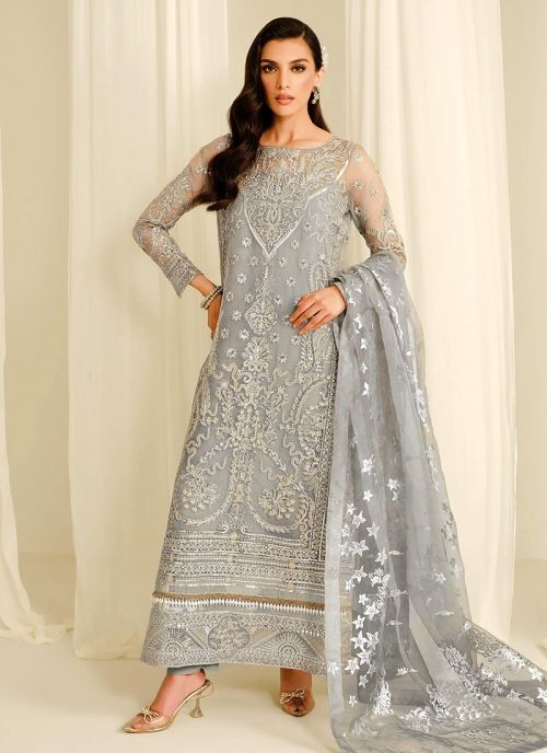 Iza Embroidered Pakistani Salwar Kameez